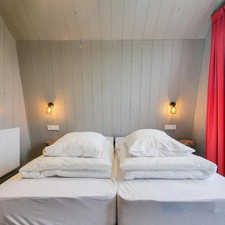 22 Person Group De Groote Kaap Holiday home