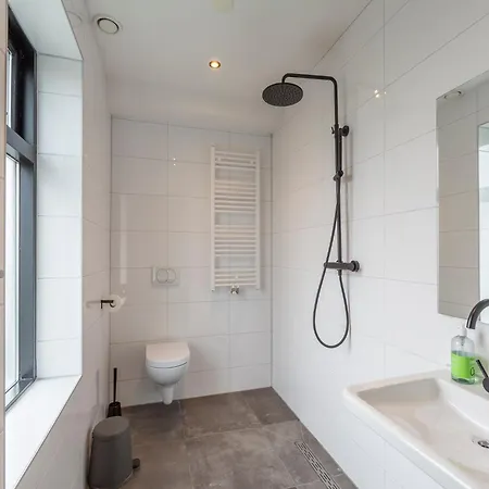 度假居 Group Getaway