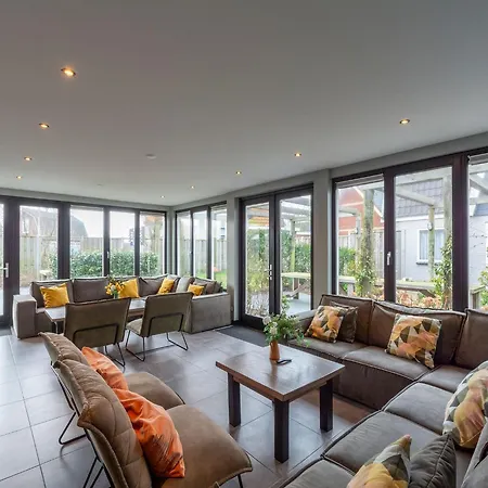 Group Getaway * 卡兰茨奥赫