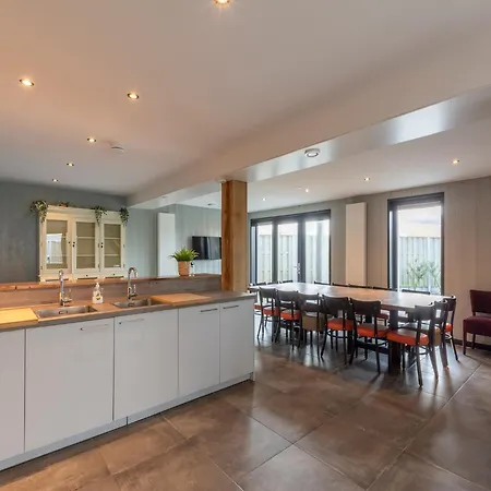 Group Getaway 卡兰茨奥赫